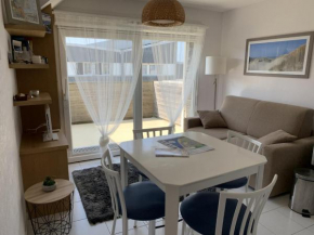 Appartement proche plage avec parking et balcon - FR-1-482-102